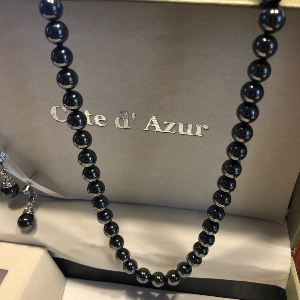 Cote d’ Azur Black Pearls